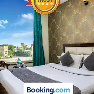 Wisteria - Main Highway Hotel Zirakpur